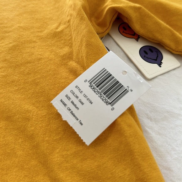 Goorin Bro Off Balance Tee Medium NWT - Picture 3 of 4